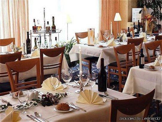 รามาดา บาย วินด์แฮม ฮันโนเวอร์ Hotel Laatzen ร้านอาหาร รูปภาพ