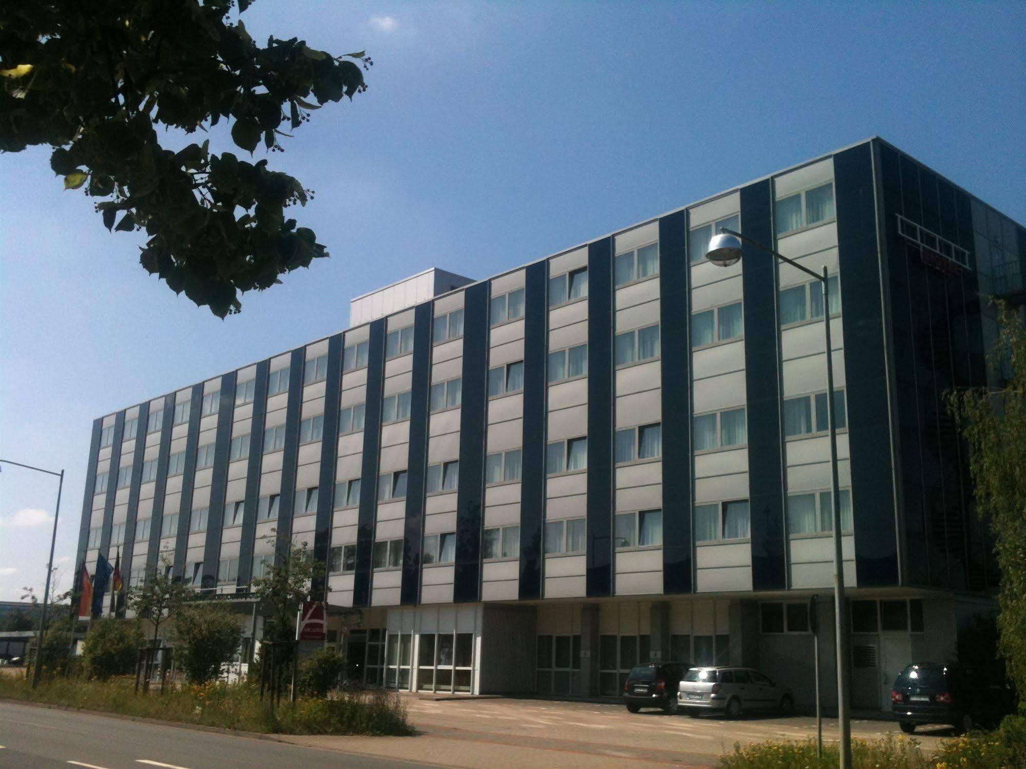 รามาดา บาย วินด์แฮม ฮันโนเวอร์ Hotel Laatzen ภายนอก รูปภาพ