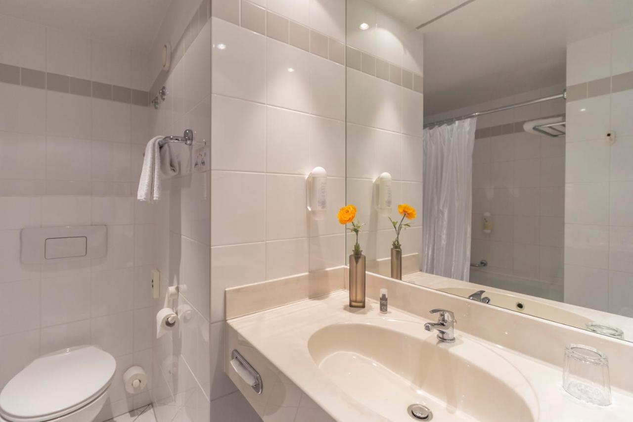 รามาดา บาย วินด์แฮม ฮันโนเวอร์ Hotel Laatzen ภายนอก รูปภาพ