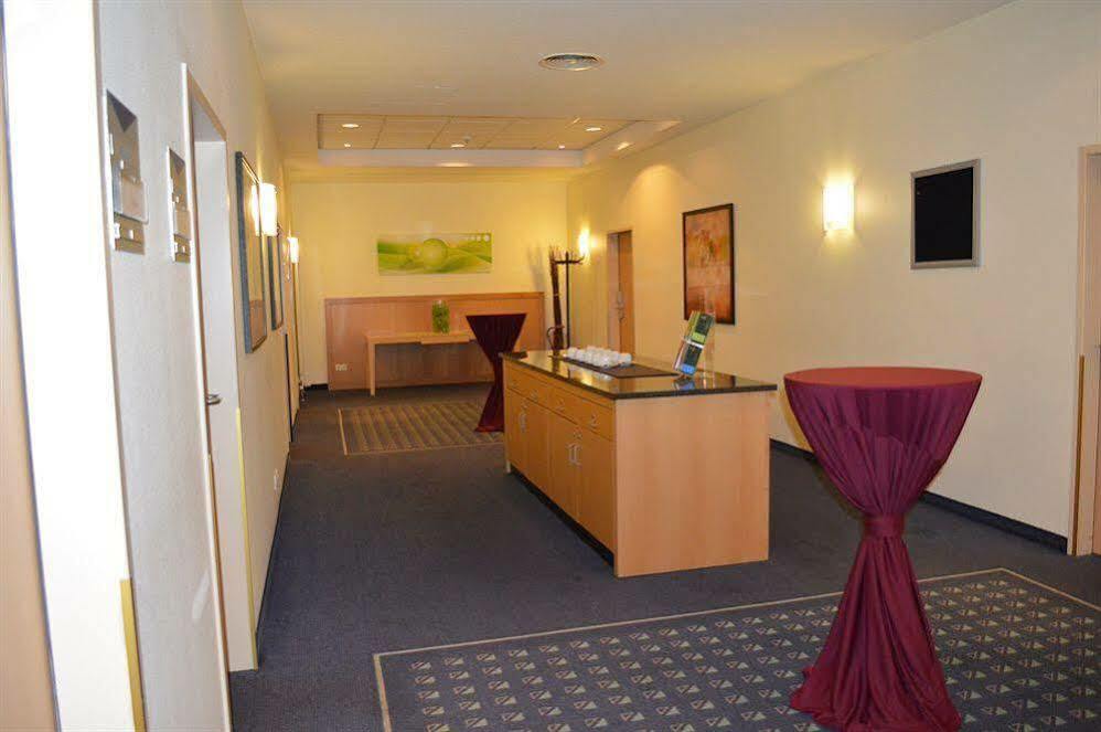 รามาดา บาย วินด์แฮม ฮันโนเวอร์ Hotel Laatzen ภายนอก รูปภาพ